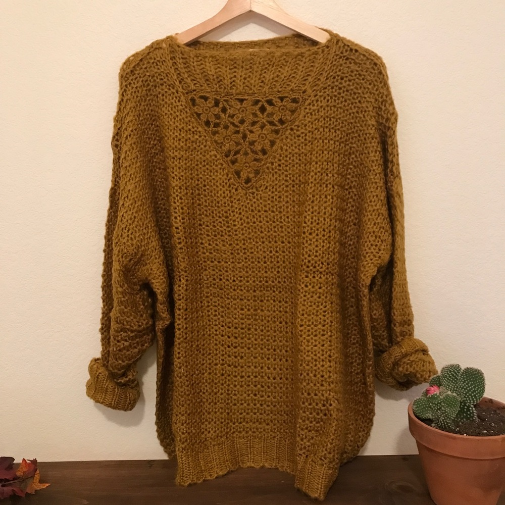 NEW FALL Cozy Oversized Sweater π - Picture 3 of 6